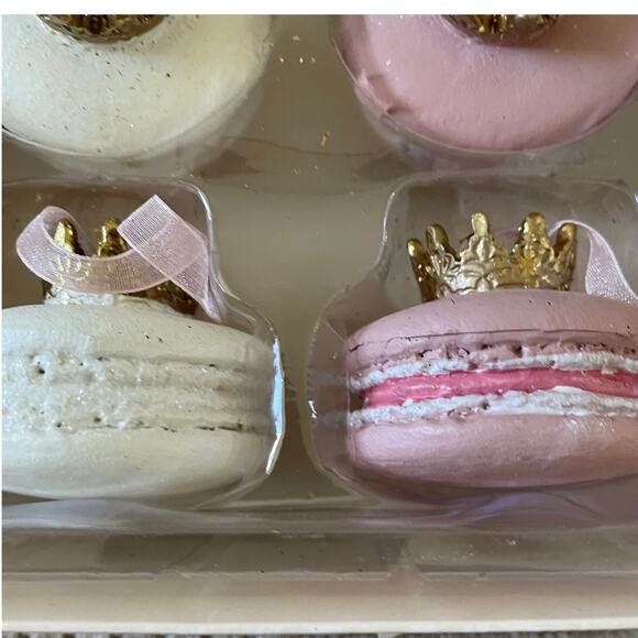 RACHEL ZOE Gold Crown Pastel Macaron Ornament Set of 6 Valentines Day Decor New - Picture 8 of 16